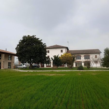 Agriturismo Trabucco カザーレ・スル・シーレ エクステリア 写真